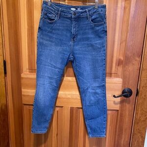 Old Navy Rockstar High Rise Jeans - Classic Blue
